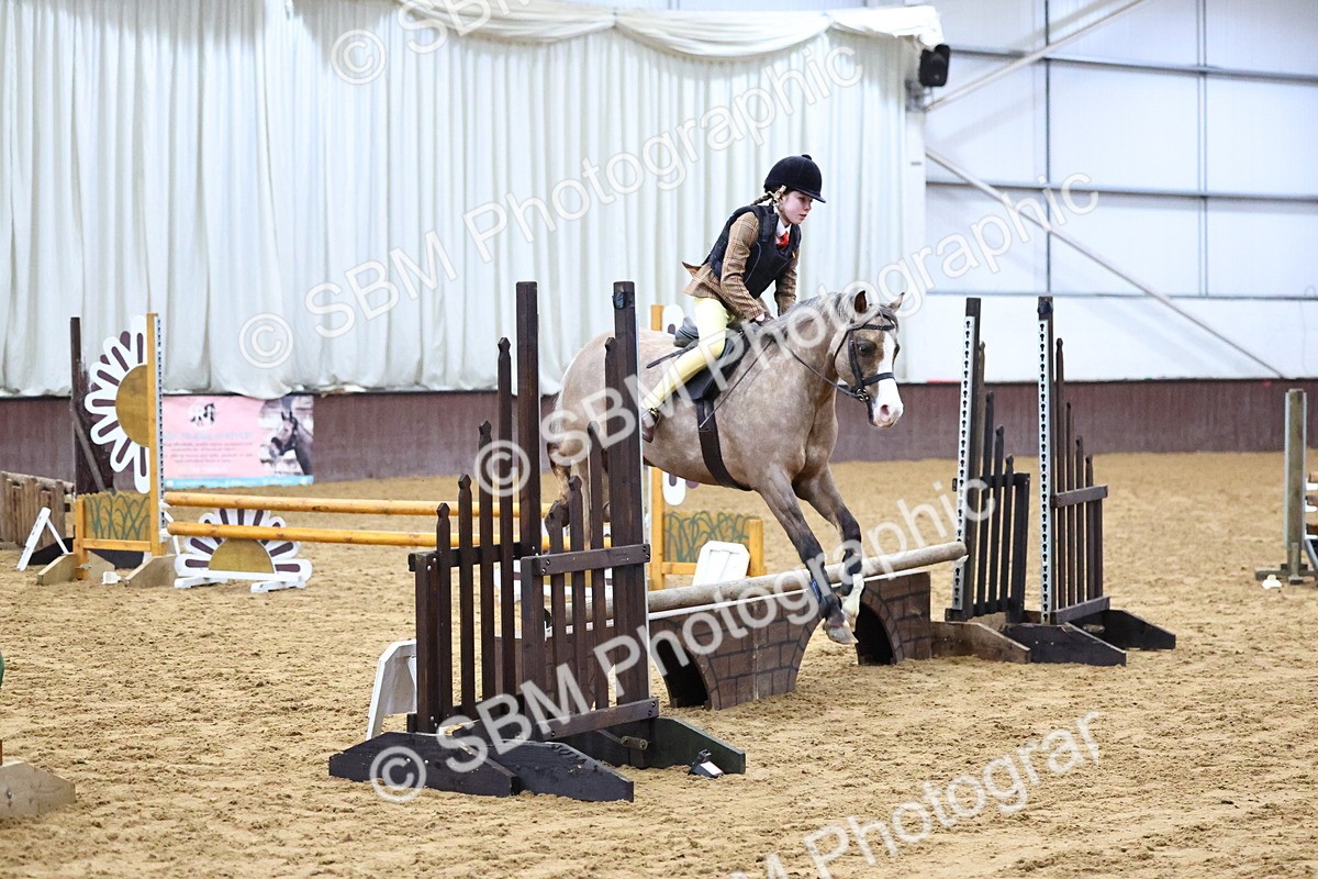 SBM_003060 - Class 35 - 60cm Training Stakes