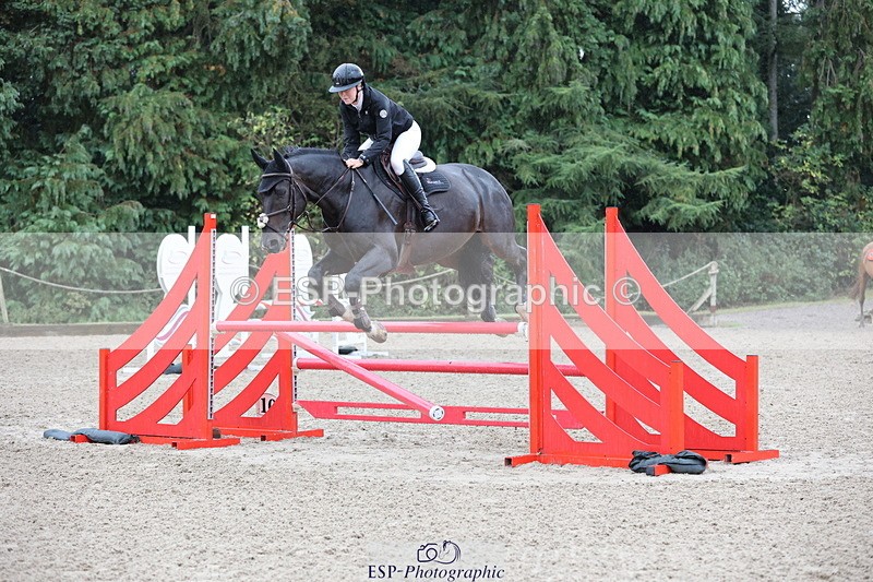 250831A-122950-10208 - Cls 42 Snr 1m Grand Prix