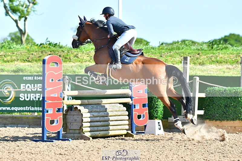 230527A-170918-05505 - Cls 20 Chard 1.10m Speed Derby