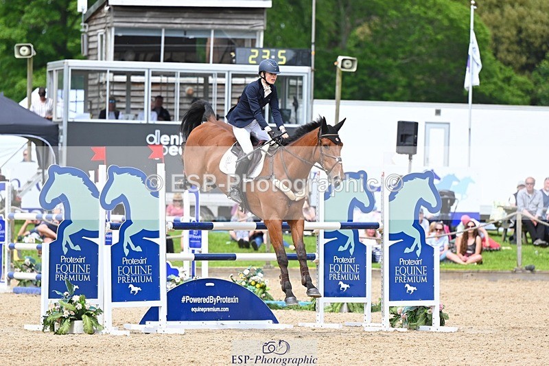 240525-143431-15772 - 501-BRUNO_FG-Edie_Campbell