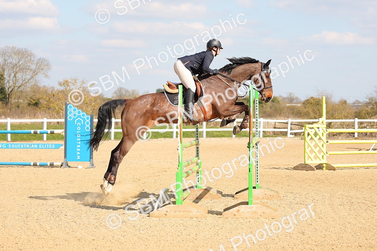 SBM_001391 - Class 4 - Senior Newcomers - 1.10m