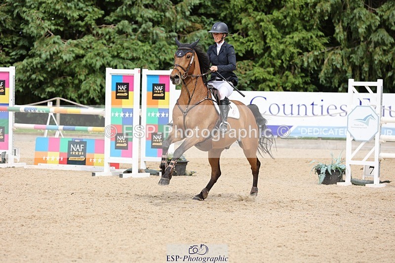240711-162018-29432 - Cls 124 Foxhunter