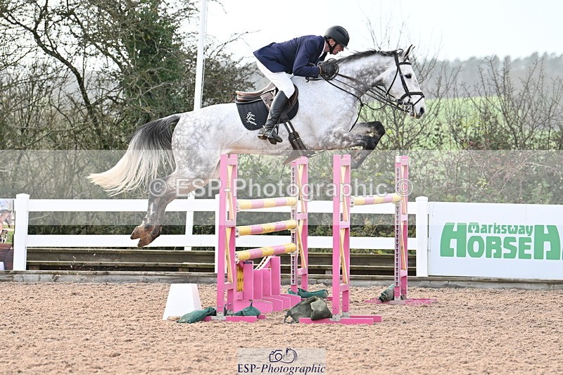 231209A-132325-01903 - Cls 13 Foxhunter & 1.20m Open