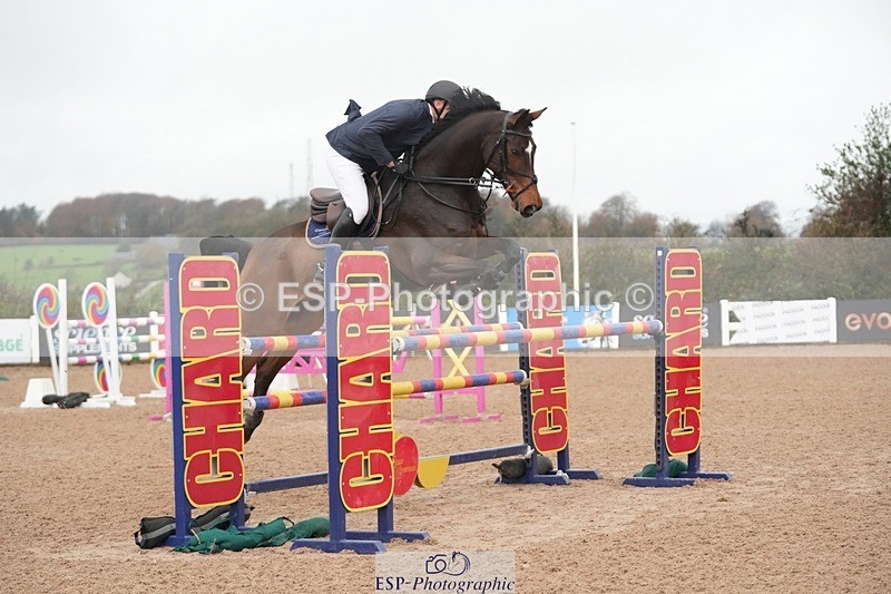 251107-130841-01083 - Cls 6 Foxhunter and 1.20m Open