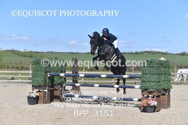 BPP_3151 - CLASS 14  Senior Newcomers/ 1.10m Open