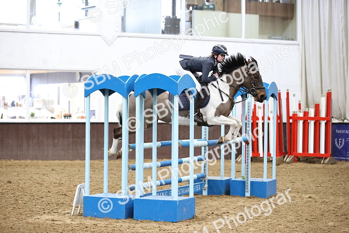 SBM_000876 - Class 4 - Blue Chip Pony Newcomers - 1.00m