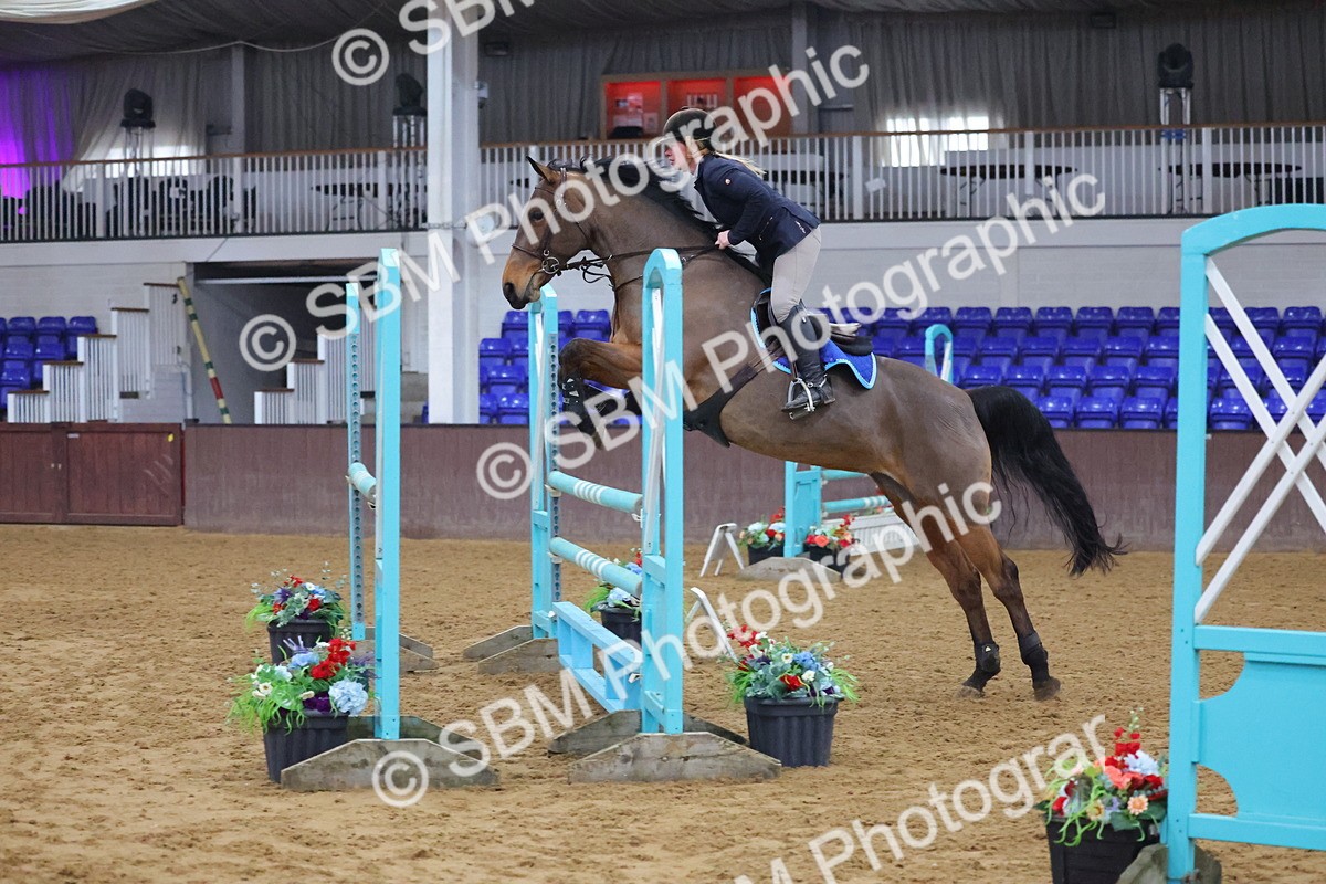SBM_008889 - Class 22  - Senior Newcomers/ 1.10m Open - First Round (1.10m)