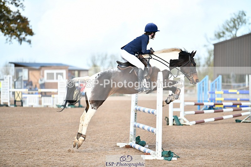 241026A-121042-01180 - SAT Cls 26+27 Club and Schools 90cm