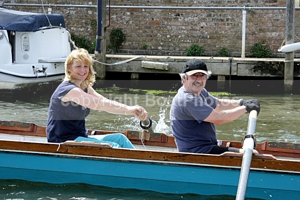 090704 THAMES GUARDIAN RIVER THAMES SOCIETY IMG_1283 - HENLEY REGATTA  SATURDAY 4th JULY 2009