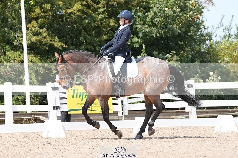 250817-125200-09472 - 177-Joanne.PengellyAshfield.Bob