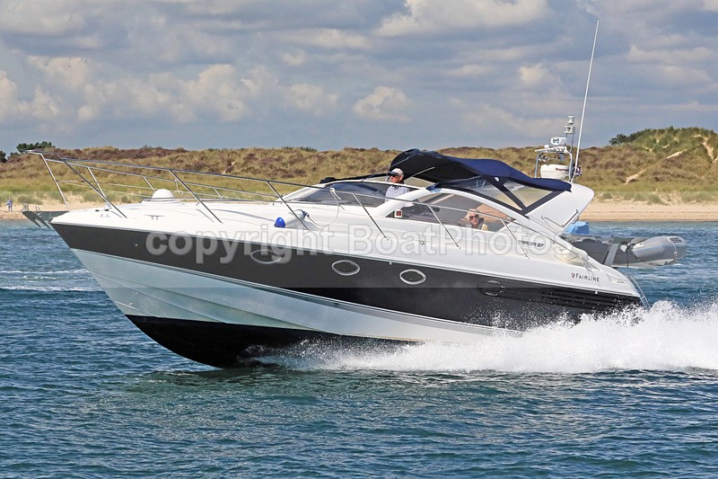 170813 WICKED - FAIRLINE TARGA 37 1Y3A3112 - Motorboats - Open