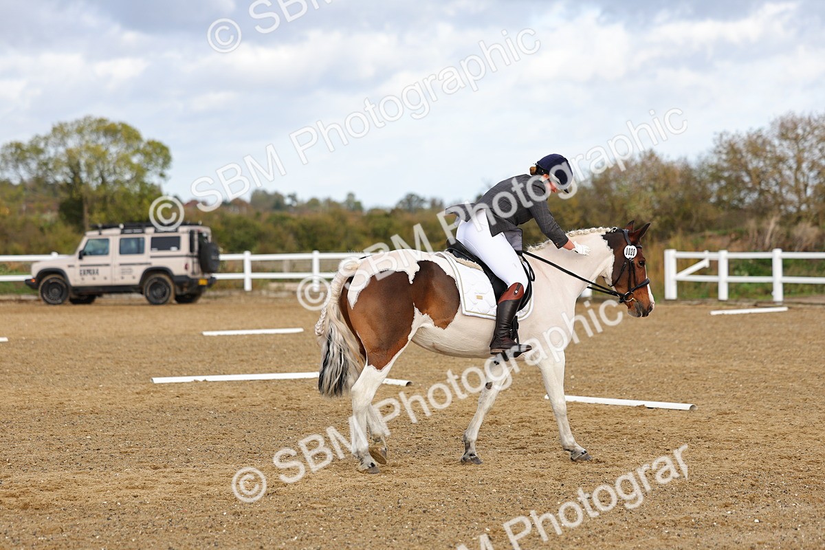 SBM_002674 - Class 8-11 - Novice 1-E1