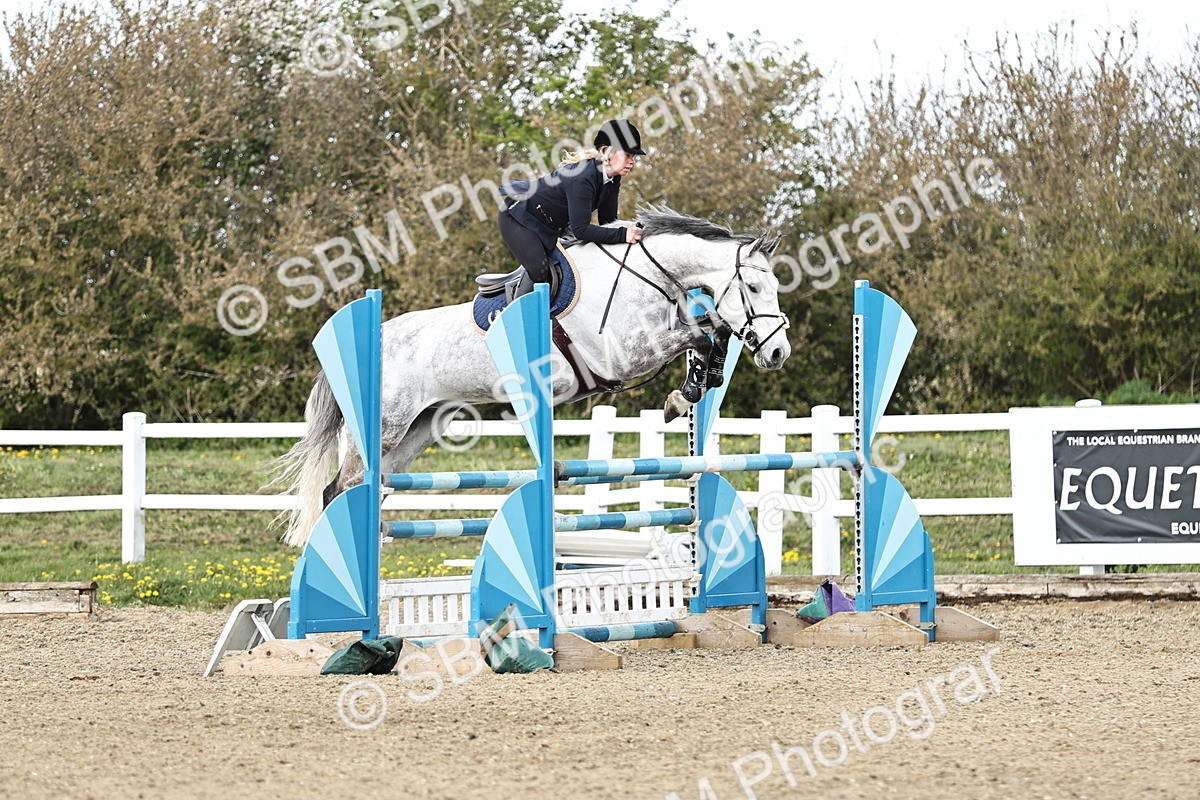 SBM_001117 - Class 4 - Senior Newcomers - 1.10m