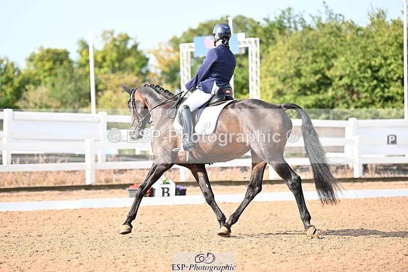 250815-093102-00147 - 028-Victoria.MaundrellBonetta