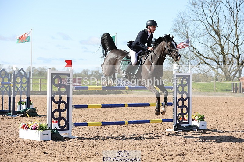 240419A-102215-06000 - Cls 2, 2 Star Small Tour 1.30m