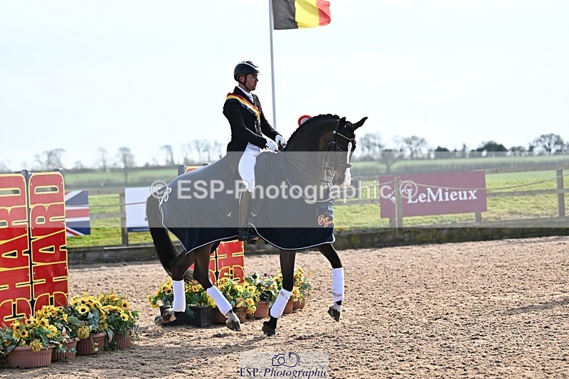 250404-155830-07338 - Cls 7 FEI Inter I Presentations