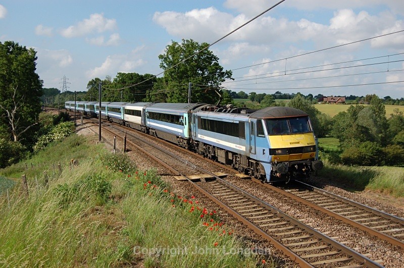 11.6.10 90002 16.30 Norwich - London Liverpool St, Banstead - Elsewhere on the network