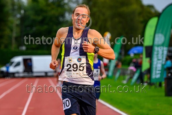 Monument25-918425 - Set Two