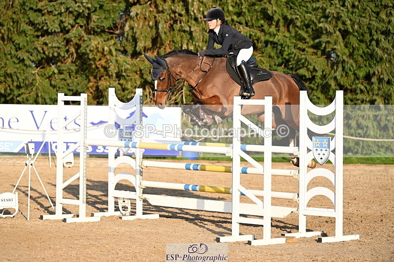 250322A-170927-03704 - Cls 14 Snr Fox & 1.20m Open