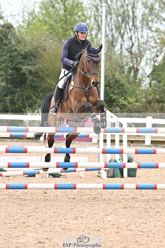 240406A-143656-03949 - Cls 15 Foxhunter