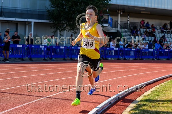 Age25SAT-917799 - Track Male