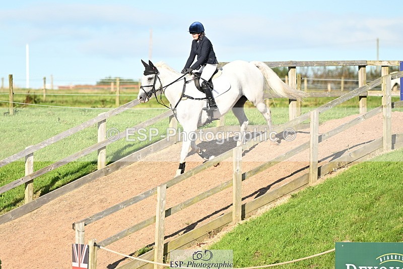 240912A-165632-02433 - Cls 7 Snr 90cm Open Speed Derby