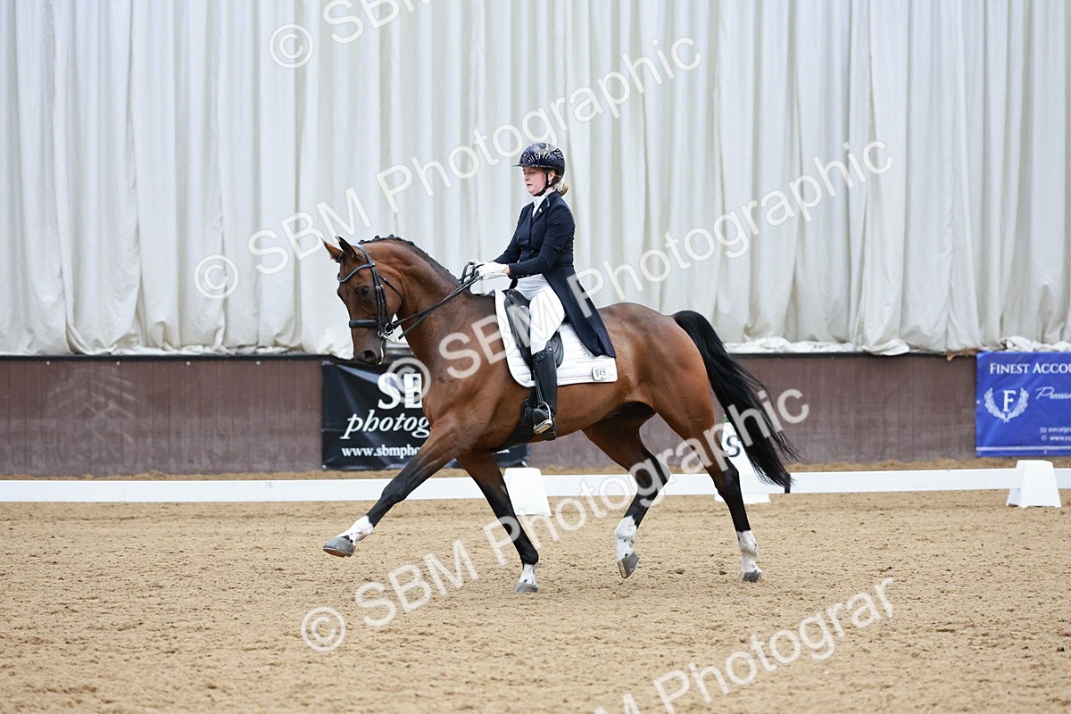 SBM_016085 - Class 5 - FEI INT II - 15.48-17.00