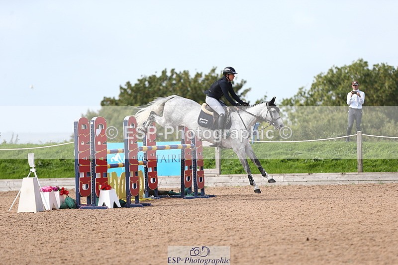 230812A-122841-08940 - Cls 32 Foxhunter