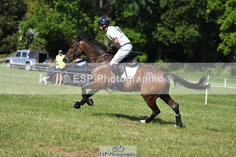 230527-163138-12856 - 104-GALAKIS_DE_L'OCEAN-Harry_Meade-XC