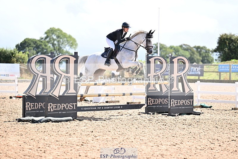 250827B-132705-00560 - Cls 4 Snr Newcomers 1.10m