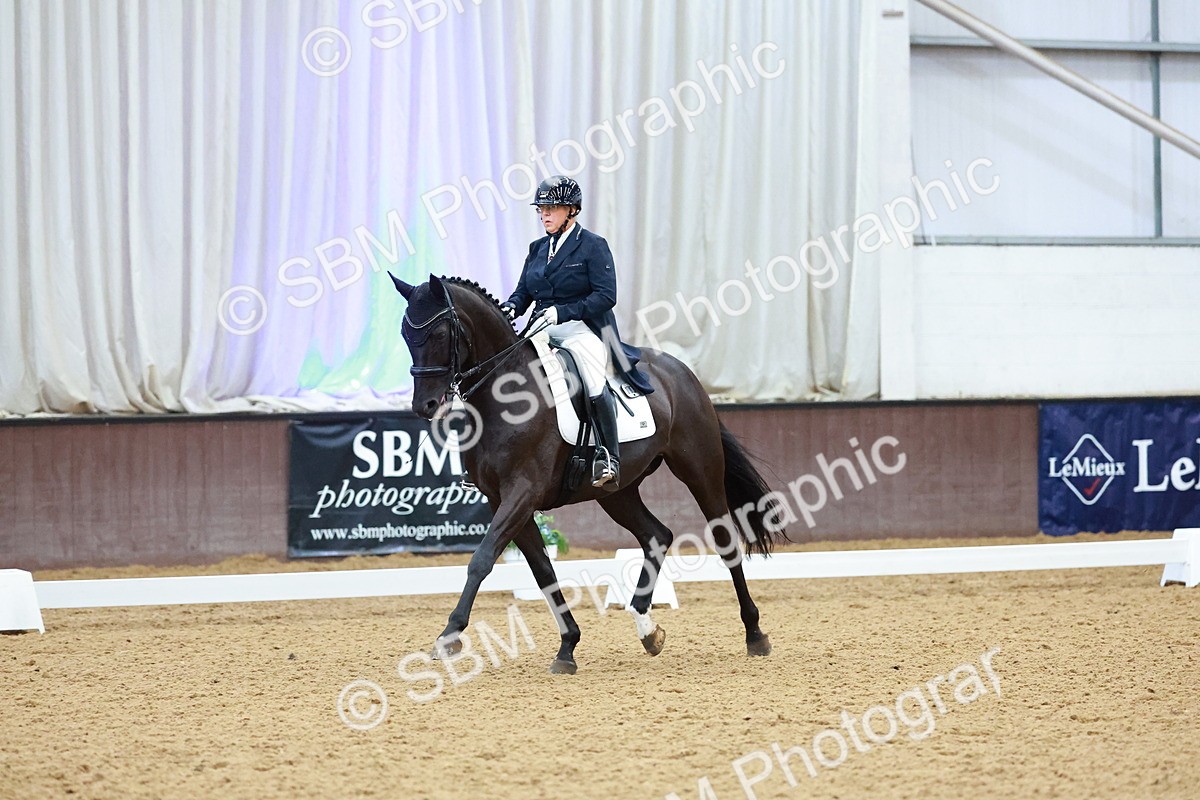 SBM_007688 - Class 9 - FEI INT II - 16.54.17.57