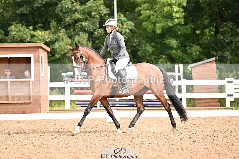 240817A-100854-07095 - 219-Sarah.Baldwin-Ervilha.Dos.Leitoes