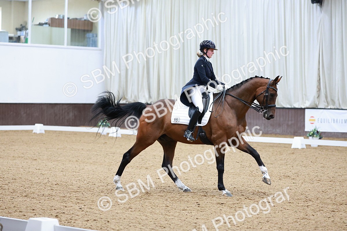 SBM_016129 - Class 5 - FEI INT II - 15.48-17.00