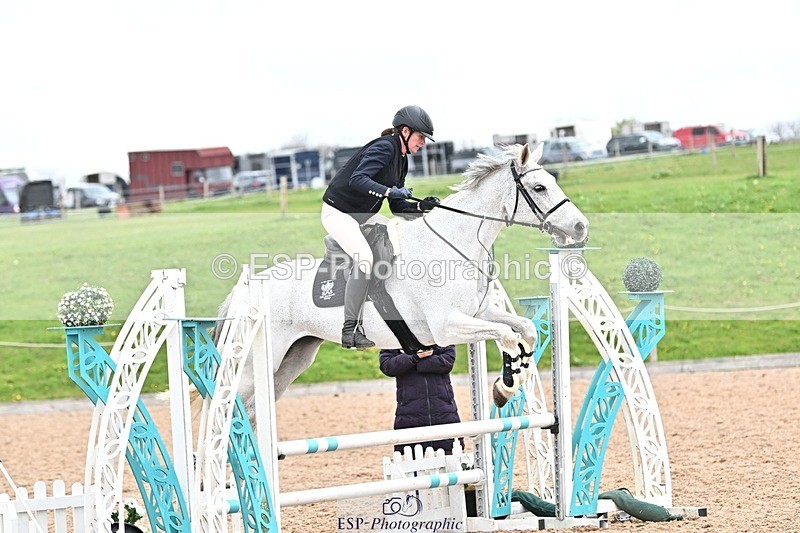 250414-110445-00367 - 80cm Round 1