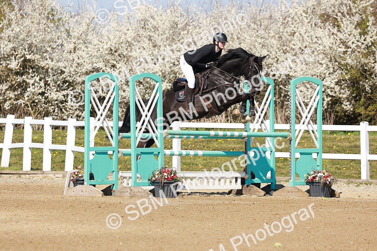 SBM_004109 - Class 17 - Senior Newcomers - 1.10m