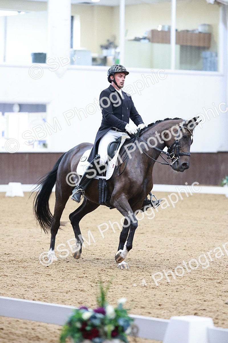 SBM_016634 - Class 5 - FEI INT II - 17.24-18.20