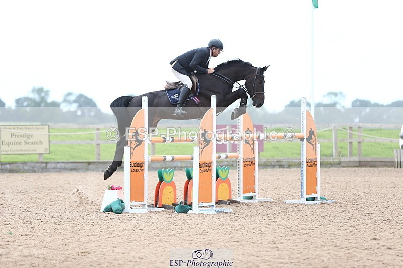 230812A-122841-09023 - Cls 32 Foxhunter