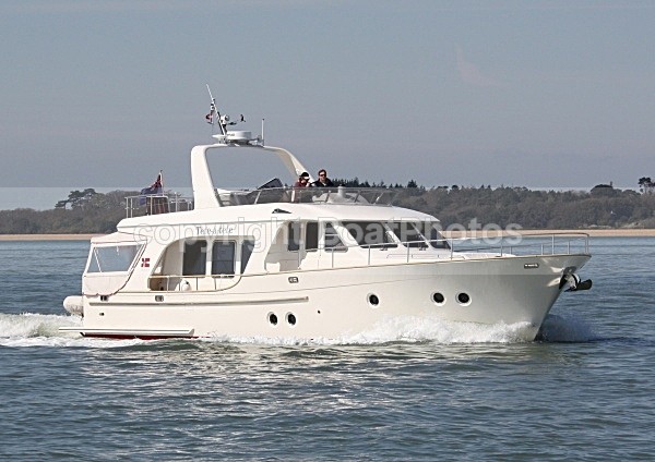 090413 TETE-A-TETE IMG_1916 - Motor Yachts