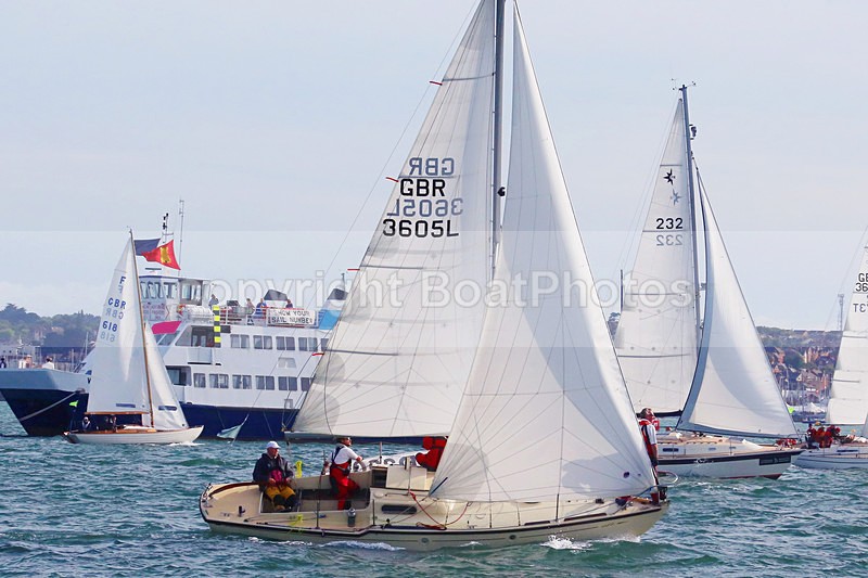 150627 GBR 3605L WT7A1829_N - ROUND THE ISLAND RACE - SATURDAY 27th JUNE 2015