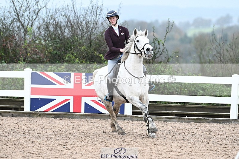 231118A-141216-03318 - Cls 9 Foxhunter & 1.10m Open