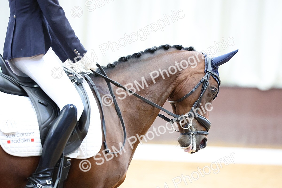 SBM_016584 - Class 16 - Novice FSM - 11.50-12.38