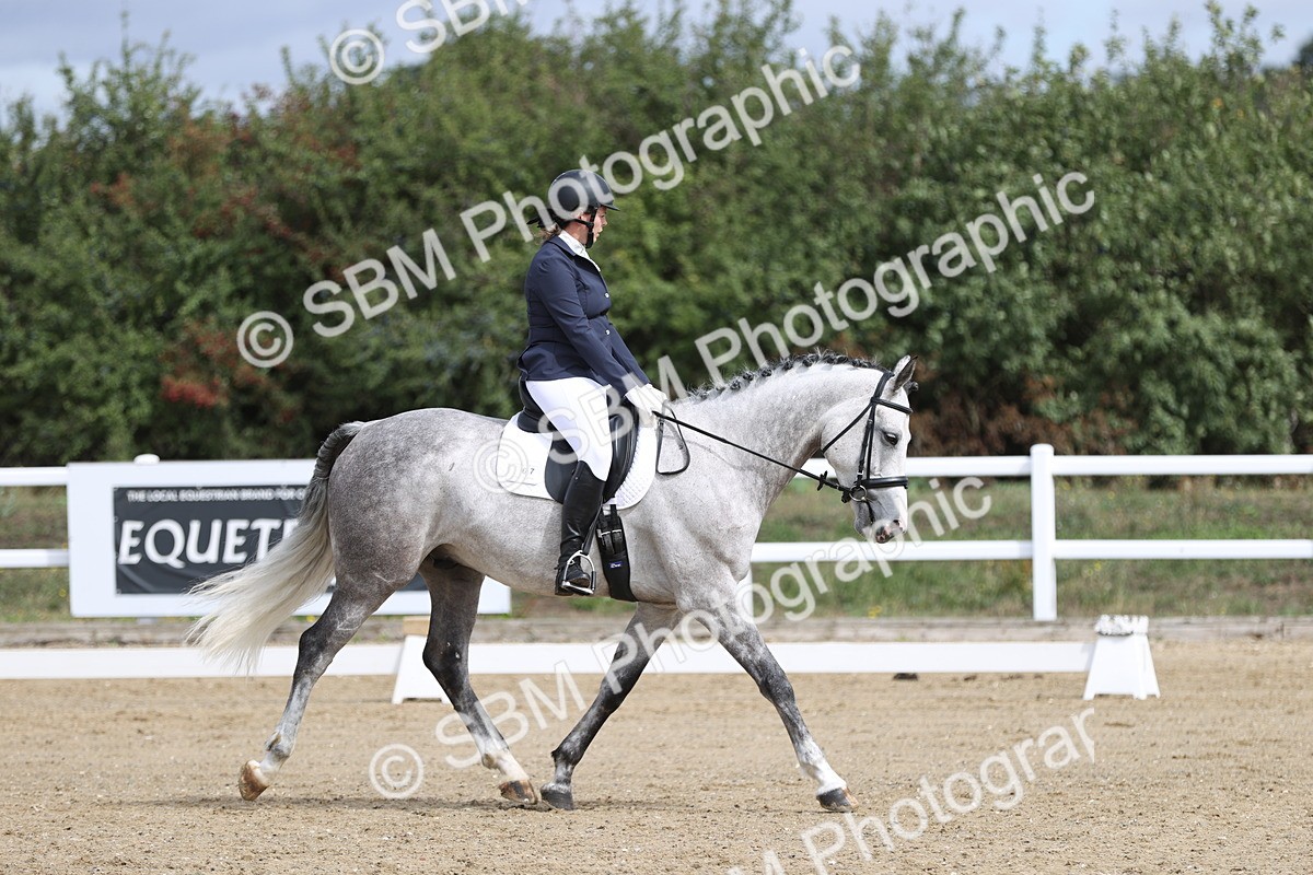 SBM_001529 - Class 2 - Intro 4 Champs - 10.56-11.44