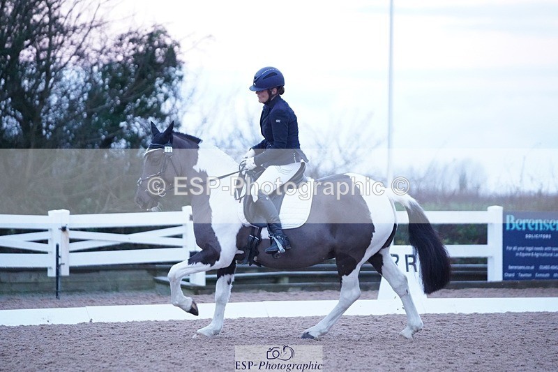 241214-090716-00011 - 122-Lisa.Counsell-Paris.Party.Girl