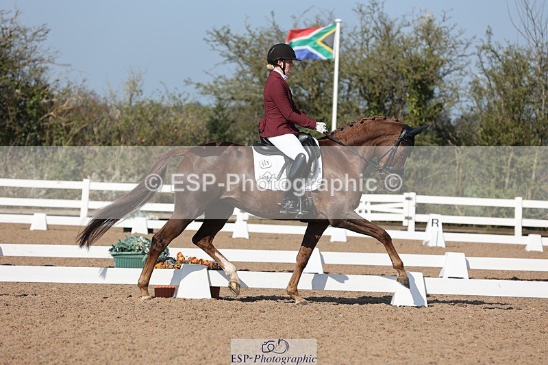 250405-101956-09463 - 066-Charlotte.Dicker-Bovary.JBM