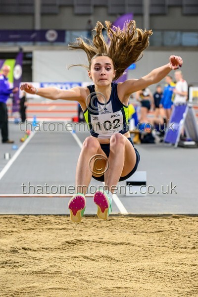 SenInd26-916415 - Field Female Set One