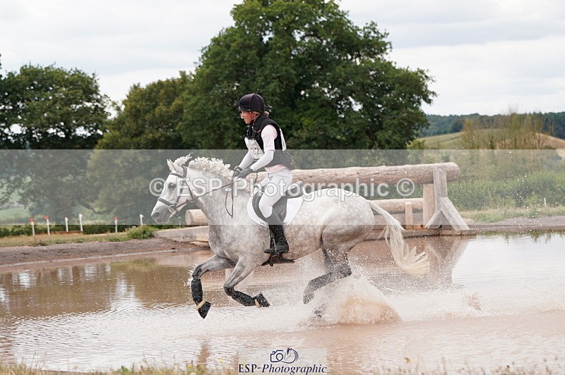250802A-120830-03913 - C-122-Emma.Langfjord-Friend-MOUNTROSS.FIONN