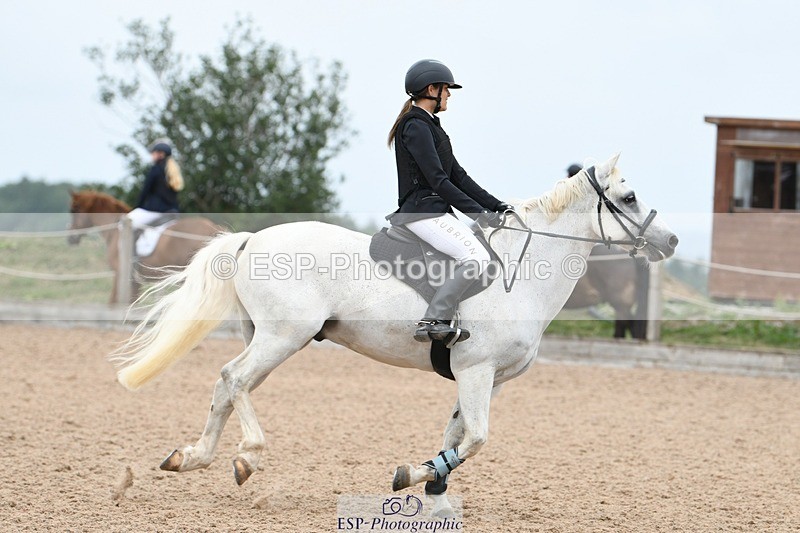 250807-110308-00421 - 90cm Round 1