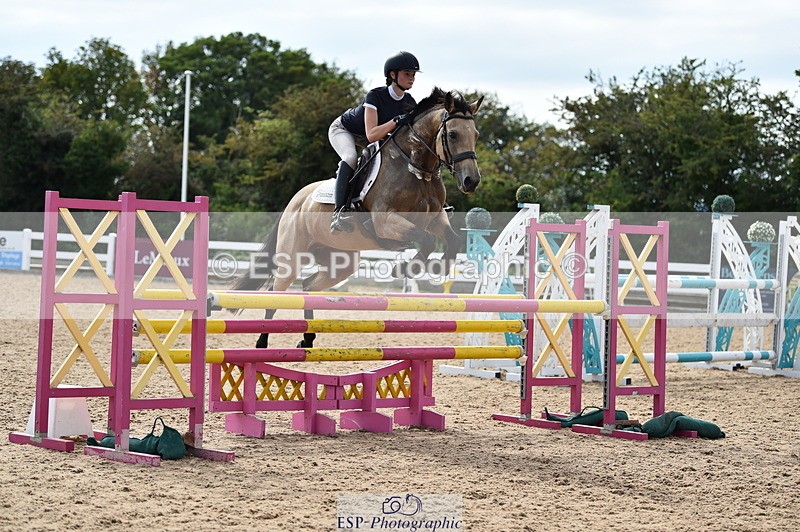 230903A-150914-05337 - Cls 21 Pony Foxhunter & 1.10m Open