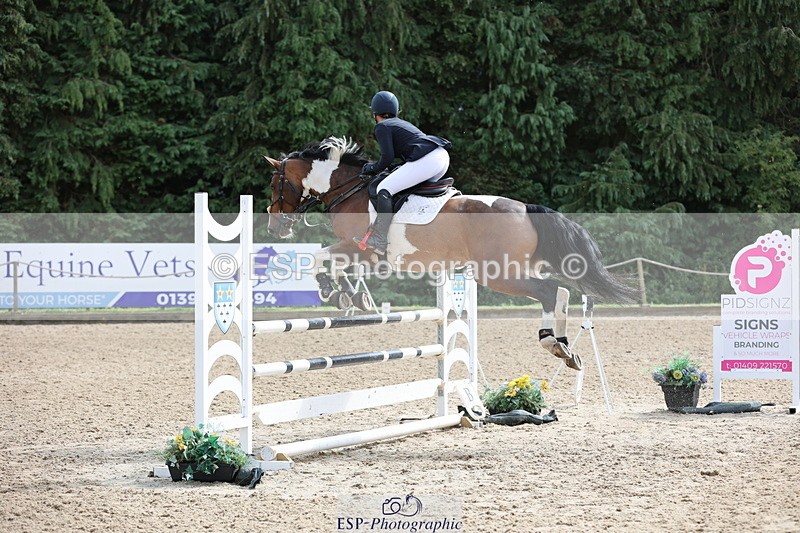 250705A-163256-16087 - Cls 37 1.05m Amateur Quali