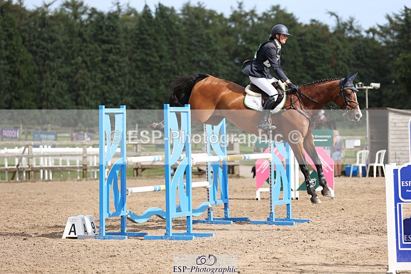 240804-164116-17007 - 751-Jess_Rimmer-SIR_HENRY_HALL